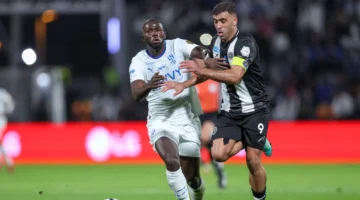 قرار حاسم.. مدرب الشباب يحدد مستقبل حمد الله قبل مواجهة النجمة المرتقبة